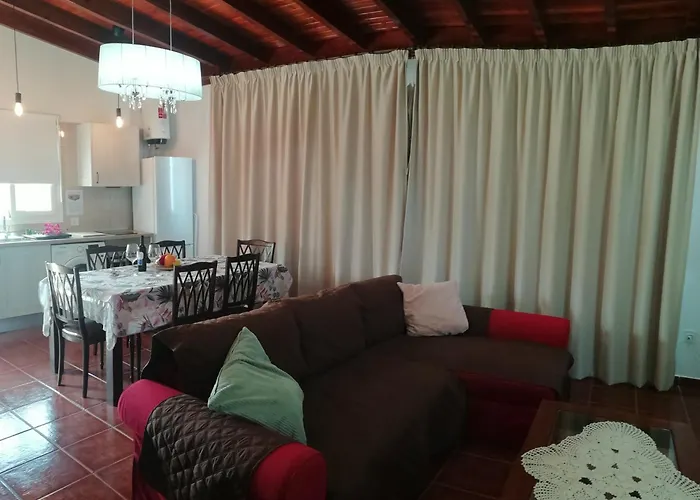 Tapias, Casa Don Juan *